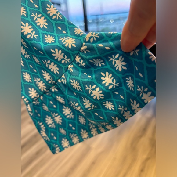 Pretty turquoise & white romper with pockets! - Picture 3 of 6